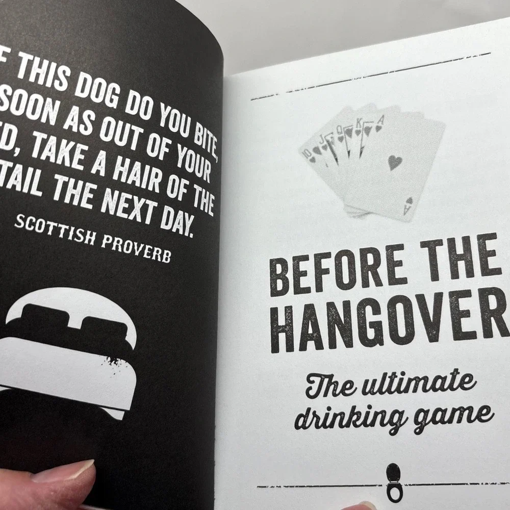 The Little Book of Cocktails and The Little Book of Hangovers‎ Set 21st Birthday